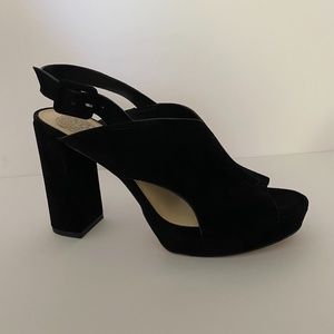 Vince Camuto Black Platform Sandals  S -8M. NEW WITHOUT BOX